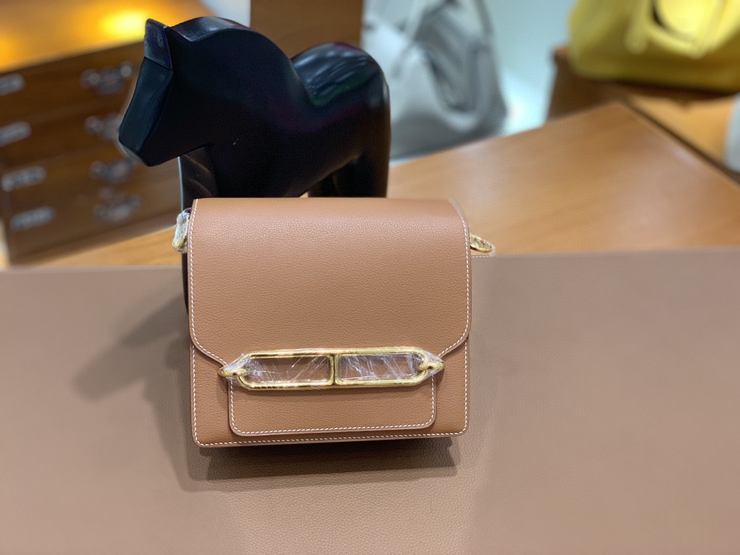 Hermès（爱马仕）Roulis 猪鼻子 evercolor 金棕色 18cm 金扣 现货