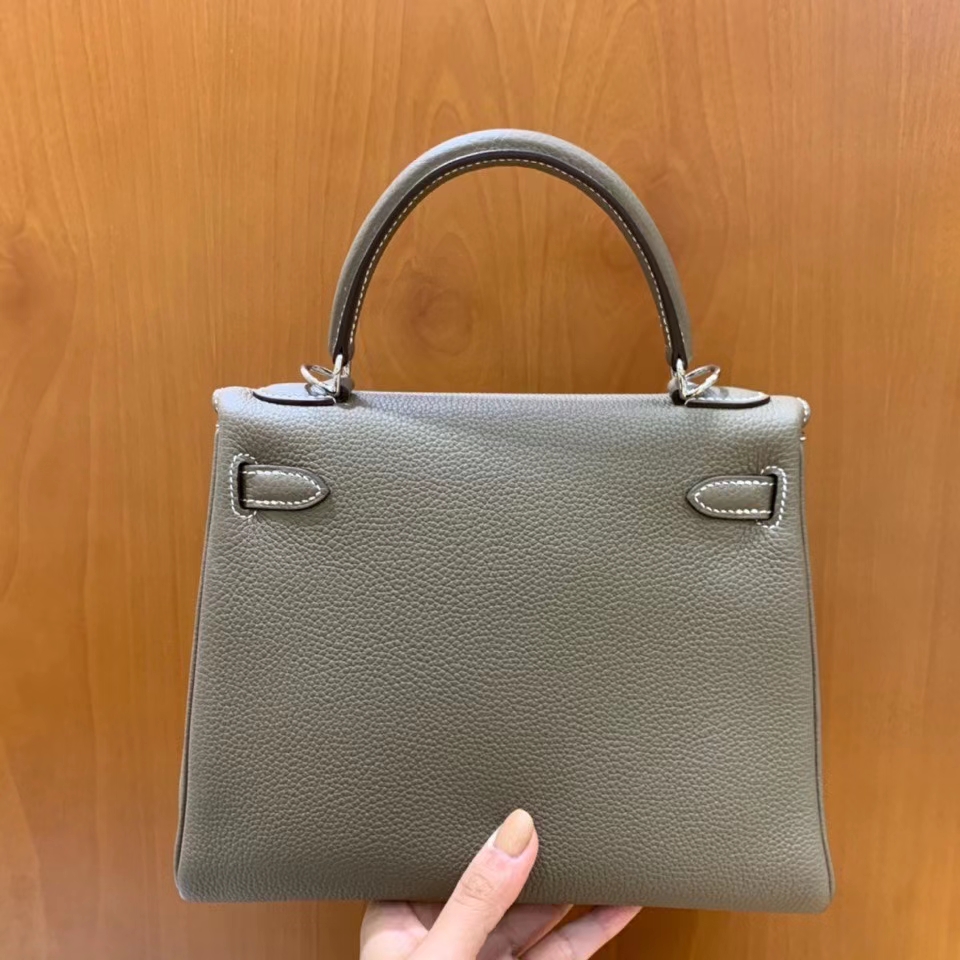 Hermès（爱马仕）Kelly 凯莉包 大象灰 Togo皮 25cm 银扣 现货