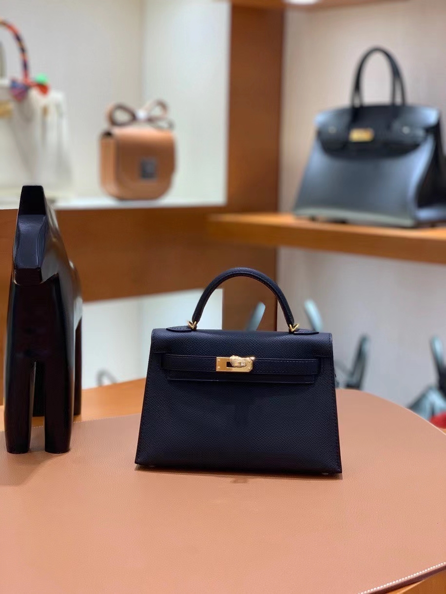 Hermès（爱马仕）Epsom 黑色 minikelly 19cm 金扣 现货