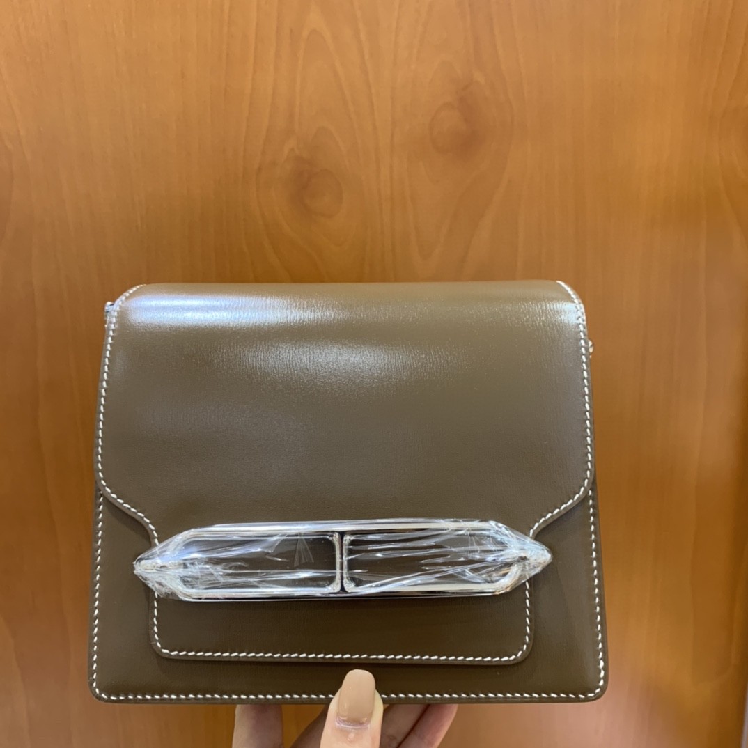 Hermès（爱马仕）Roulis 猪鼻子 Box 大象灰 18cm 银扣 现货