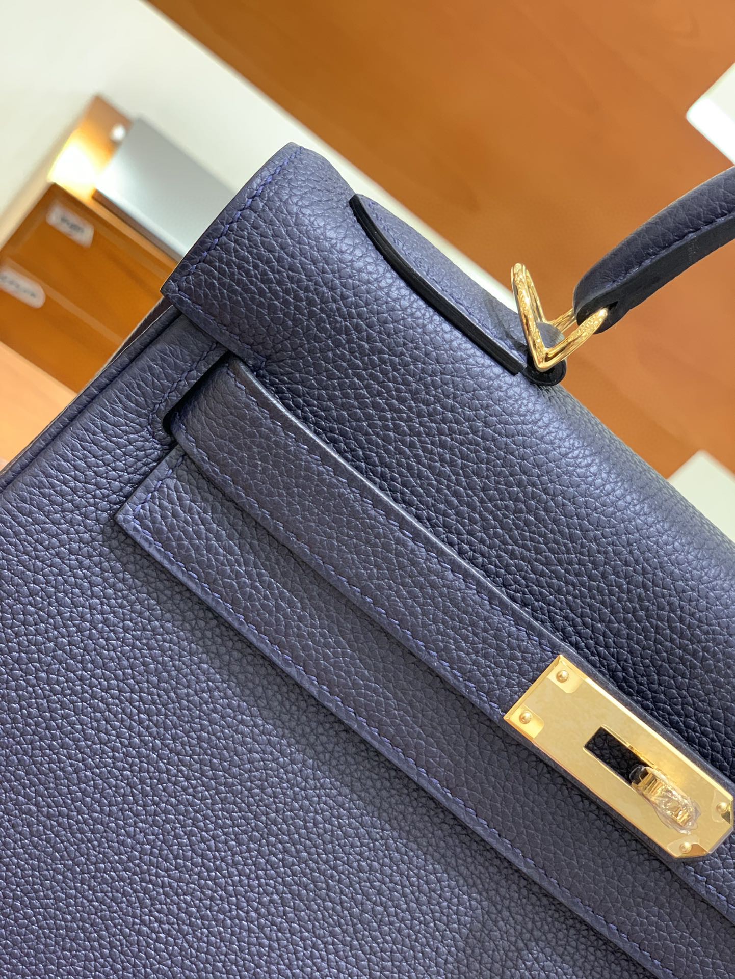 Hermès（爱马仕）Kelly 凯莉包 Togo 午夜蓝 金扣 28cm