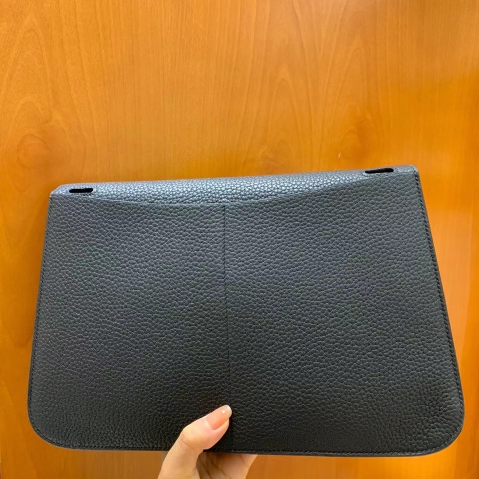 Hermès（爱马仕）TC 黑色 Halzan 31cm 银扣 现货