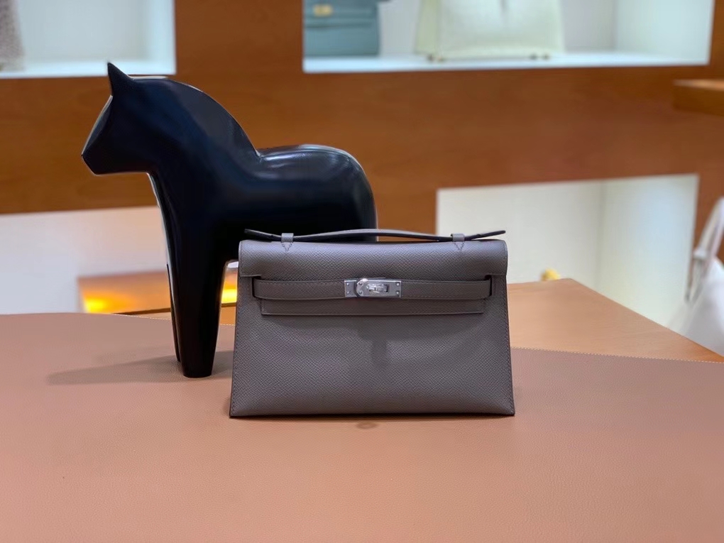 Hermès（爱马仕） Epsom 锡器灰 miniKelly 22cm 银扣 现货
