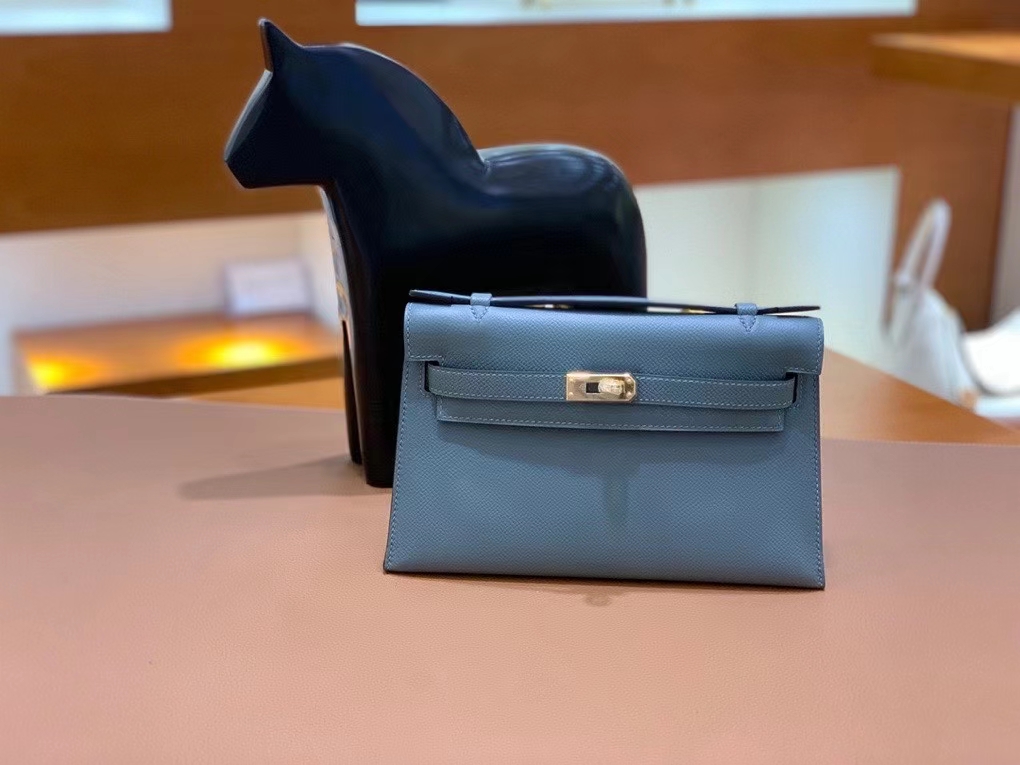 Hermès（爱马仕）Epsom 杏仁绿 miniKelly 22cm 金扣 现货