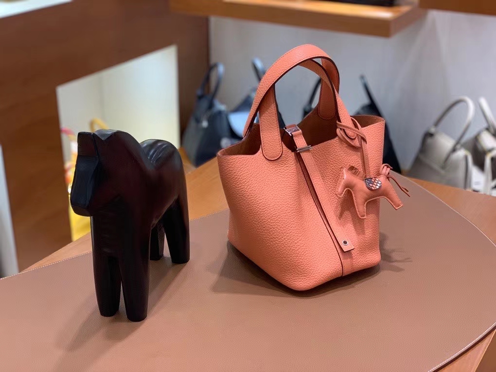 Hermès（爱马仕）Picotin 菜篮子 TC 龙虾粉 18cm 银扣 现货