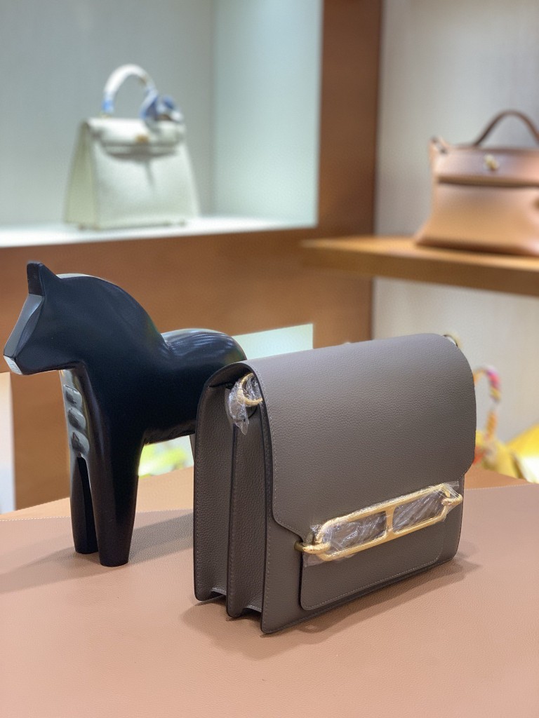 Hermès（爱马仕）Roulis 猪鼻子 evercolor 沥青灰 23cm 金扣 现货