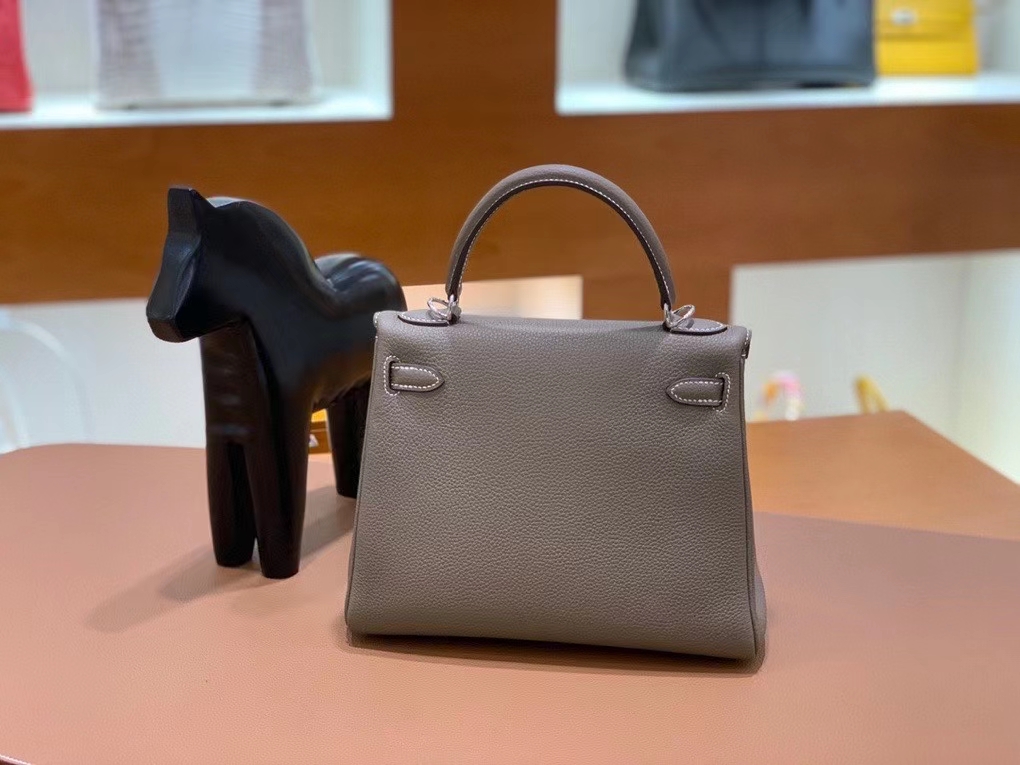 Hermès（爱马仕）Kelly 凯莉包 大象灰 Togo皮 25cm 银扣 现货