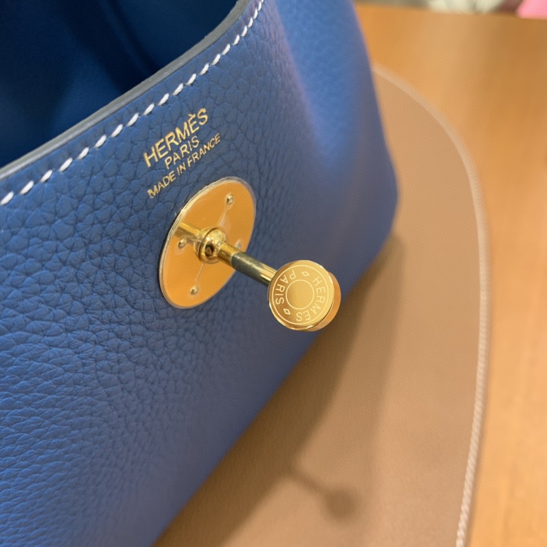 Hermès（爱马仕）Lindy 琳迪包 TC 牛仔蓝 金扣 26cm 现货
