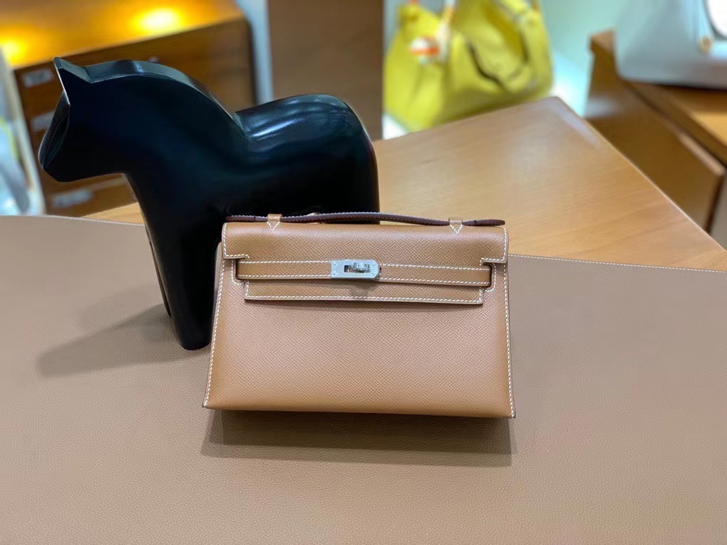 Hermès（爱马仕）Epsom 金棕色 miniKelly 22cm 银扣 现货