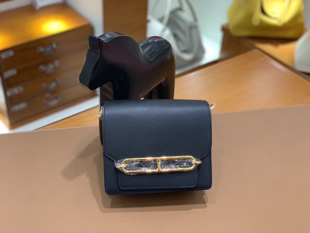 Hermès（爱马仕）Roulis 猪鼻子 evercolor 黑色 18cm 金扣 现货