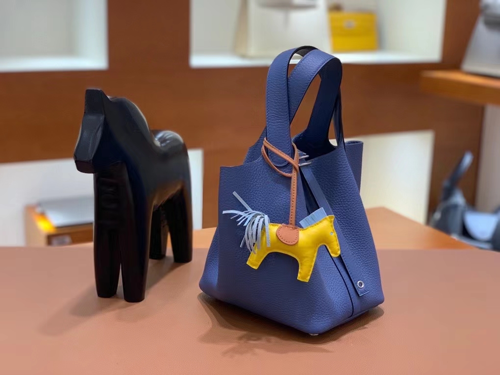 Hermès（爱马仕） Picotin 菜篮子 TC 玛瑙蓝 18cm 银扣 现货