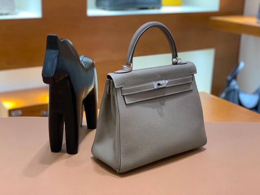 Hermès（爱马仕）Kelly 凯莉包 大象灰 Togo皮 25cm 银扣 现货