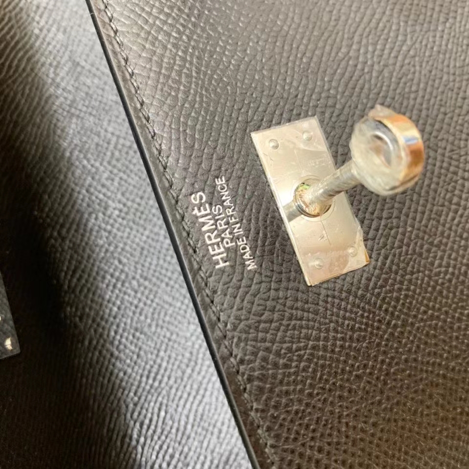 Hermès（爱马仕）epsom 黑色 Kelly 钱夹 银扣 现货