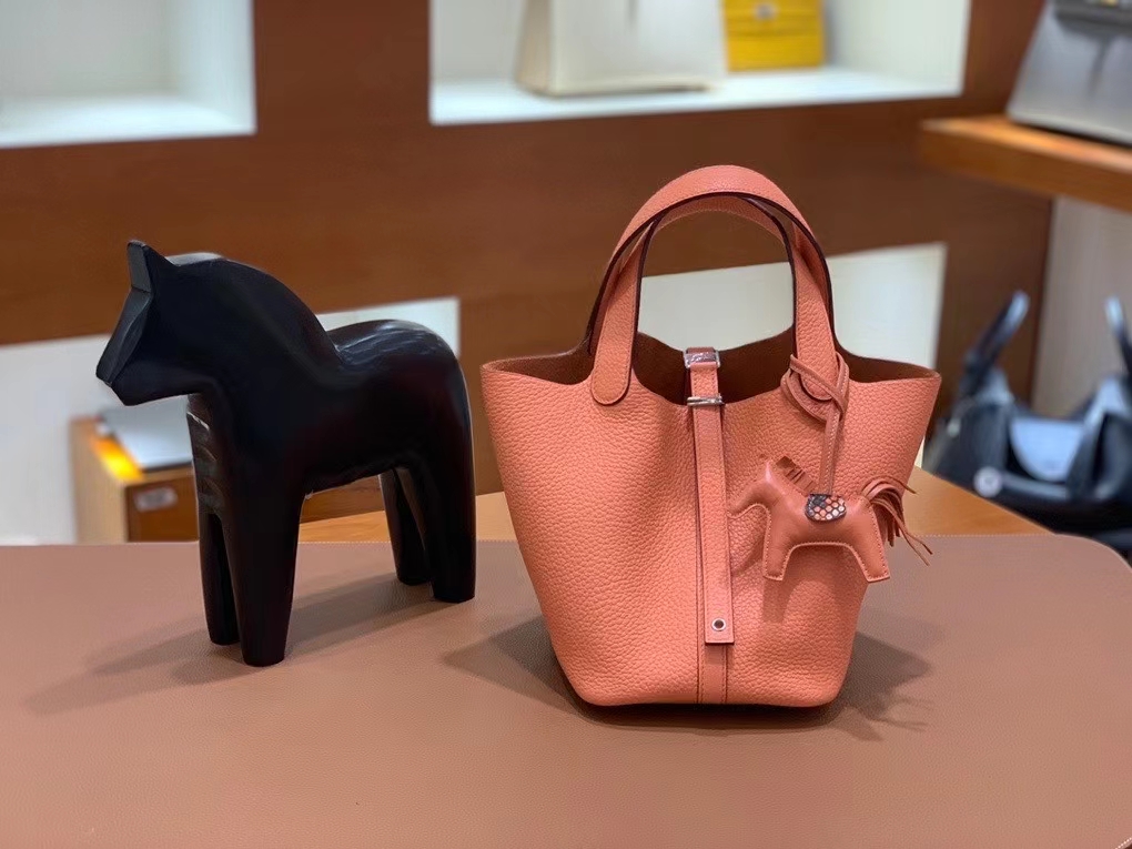 Hermès（爱马仕）Picotin 菜篮子 TC 龙虾粉 18cm 银扣 现货