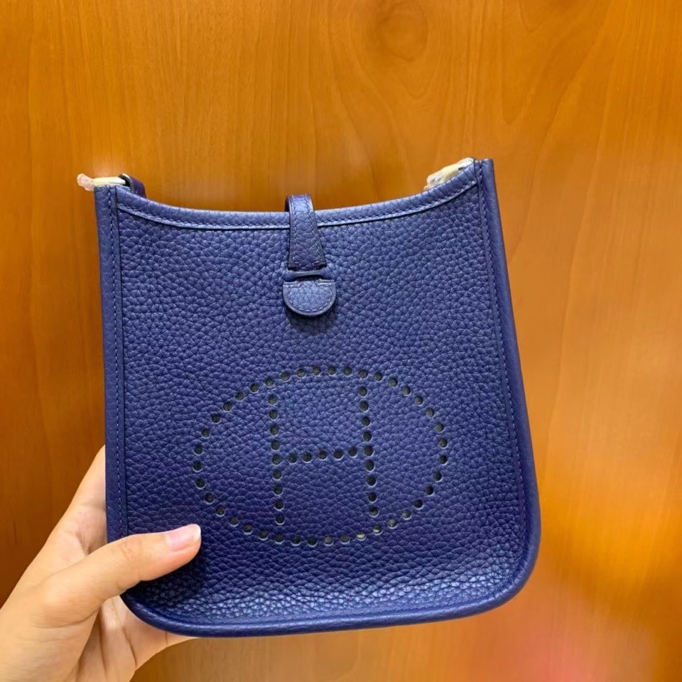Hermès（爱马仕）TC 宝石蓝 Evelyne 16cm 银扣 现货
