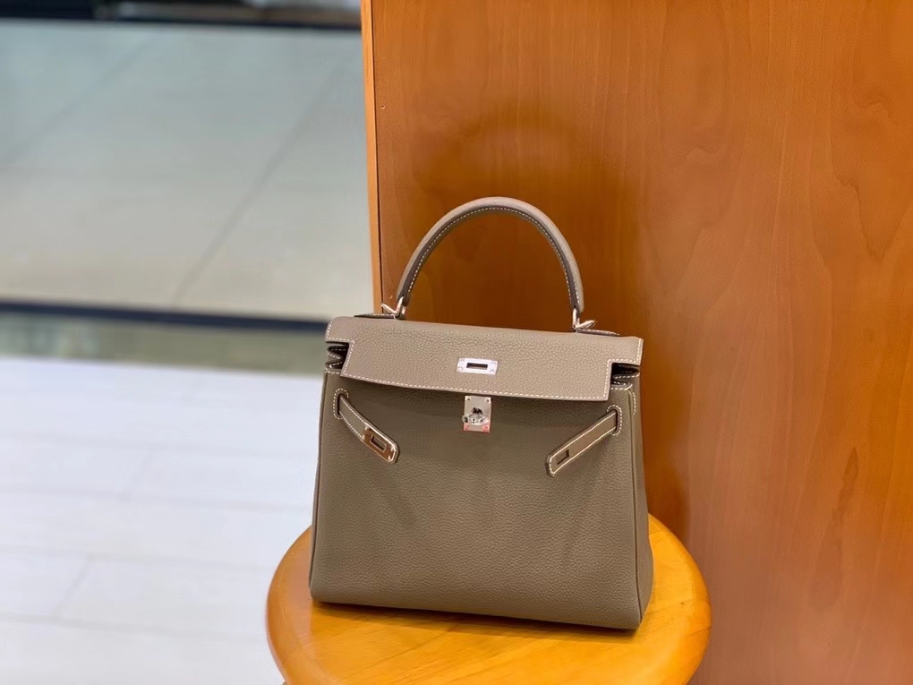 Hermès（爱马仕）Kelly 凯莉包 大象灰 Togo皮 25cm 银扣 现货