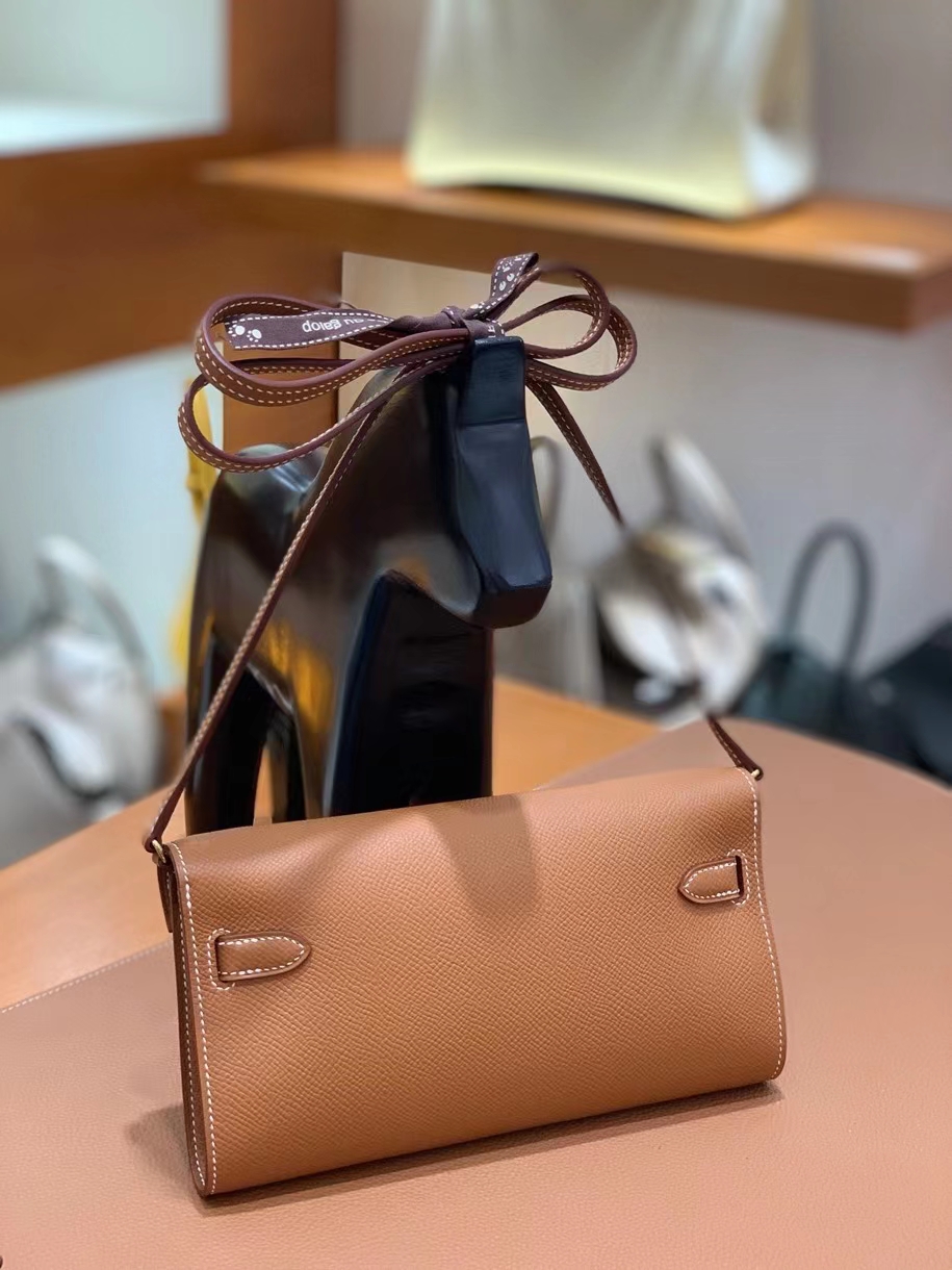 Hermès（爱马仕） Epsom 金棕色 Kelly to go wallet 金扣 现货