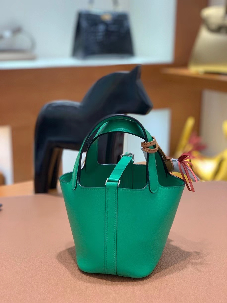 Hermès（爱马仕）Picotin 菜篮子 swift皮 1K竹子绿 14cm 银扣 现货