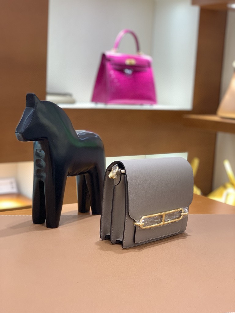 Hermès（爱马仕）Roulis 猪鼻子 evercolor 沥青灰 18cm 金扣 现货