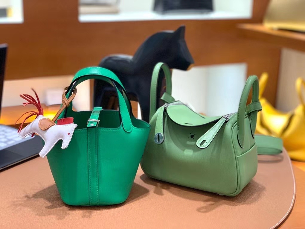 Hermès（爱马仕）Picotin 菜篮子 swift皮 1K竹子绿 14cm 银扣 现货