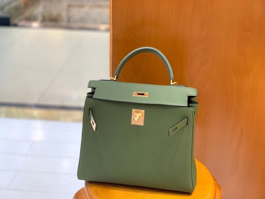 Hermès（爱马仕）Kelly 凯莉包  Togo 丛林绿 28cm 金扣 现货