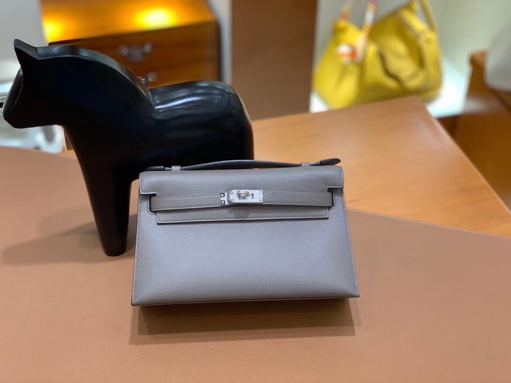 Hermès（爱马仕） Epsom 锡器灰 miniKelly 22cm 银扣 现货