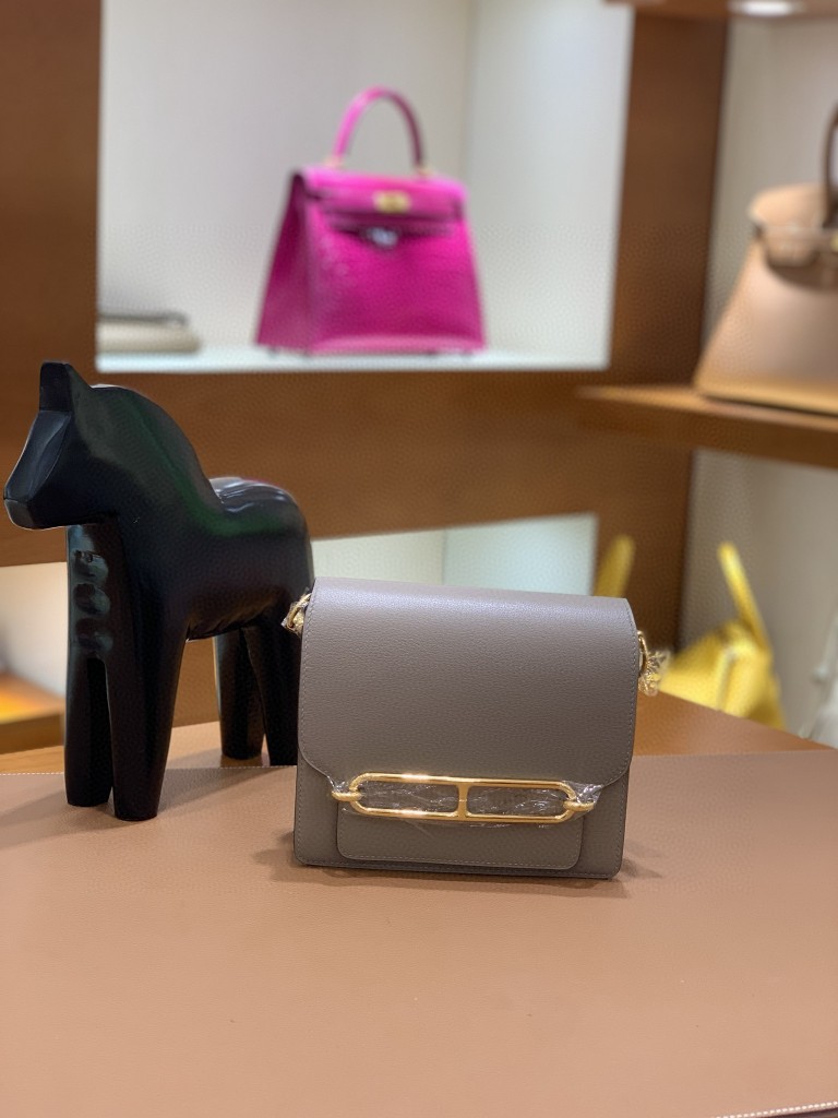 Hermès（爱马仕）Roulis 猪鼻子 evercolor 沥青灰 18cm 金扣 现货