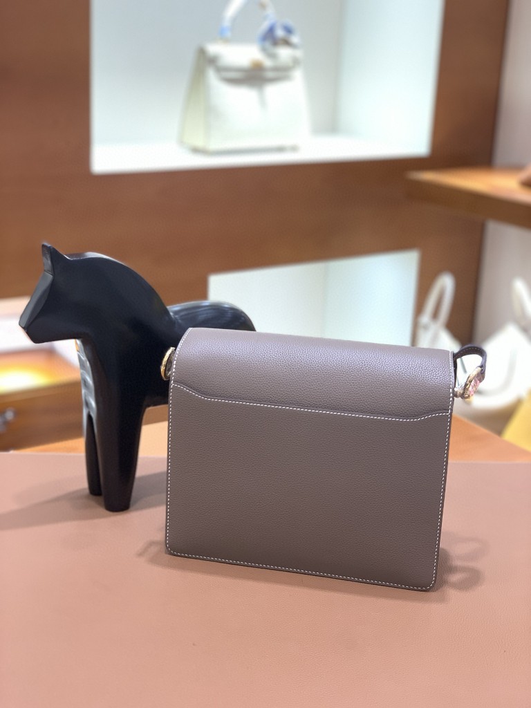Hermès（爱马仕）Roulis 猪鼻子 evercolor 大象灰 23cm 金扣 现货