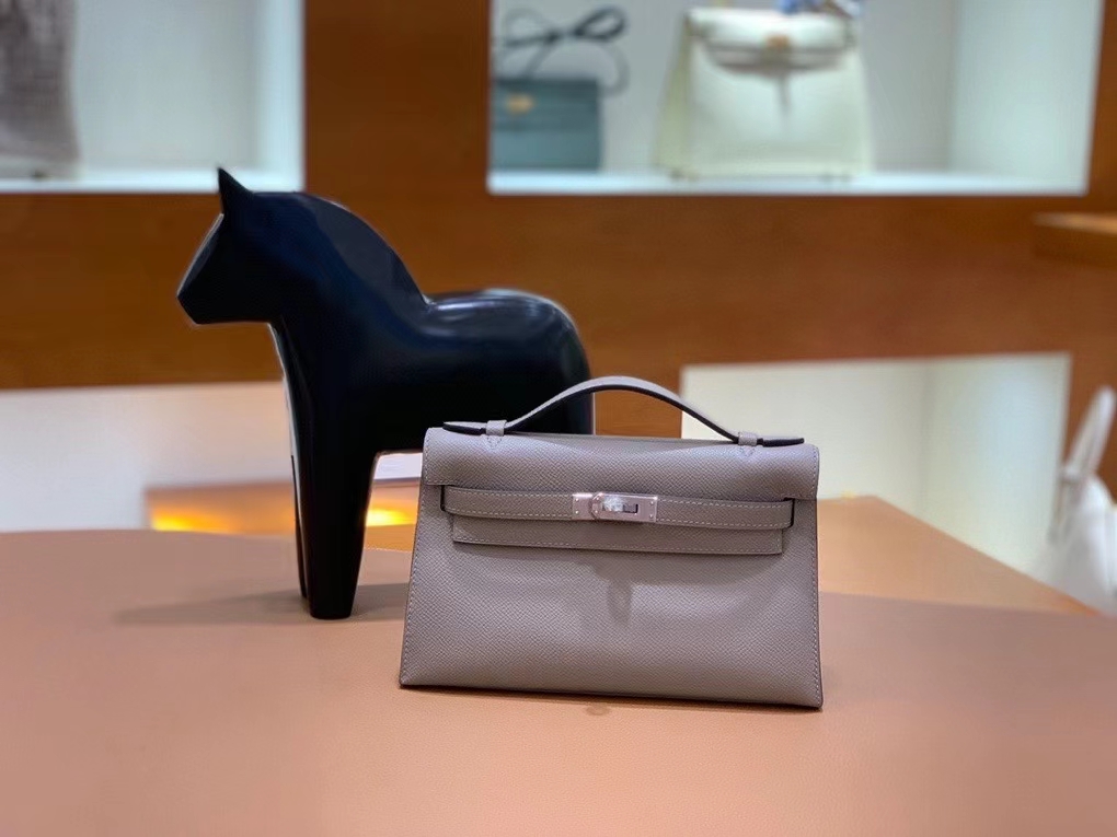 Hermès（爱马仕）Epsom 沥青灰 miniKelly 22cm 银扣 现货