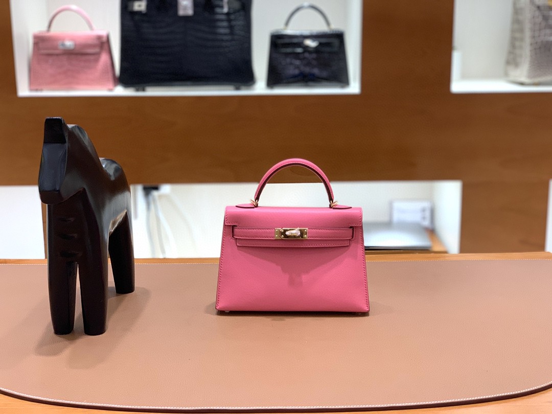Hermès（爱马仕）minikelly 迷你凯莉 Swift 8w唇膏粉 19cm 金扣