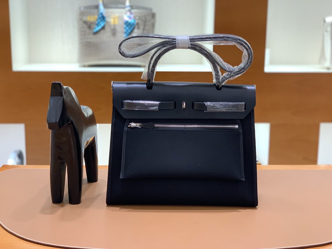 Hermès（爱马仕）herbag Box帆布 黑色 银扣 31cm