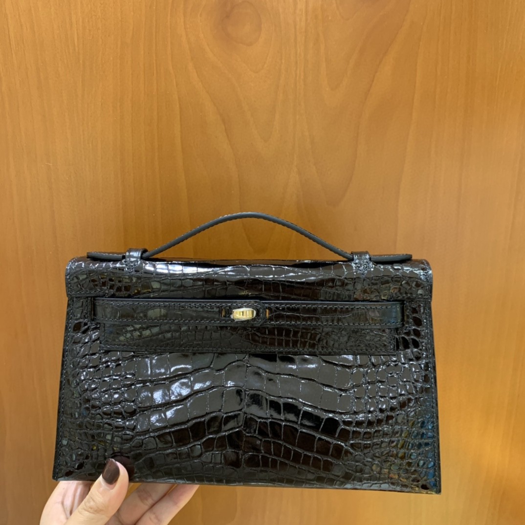 Hermès（爱马仕）minikelly 迷你凯莉 黑色 亮面美洲鳄 金扣 22cm
