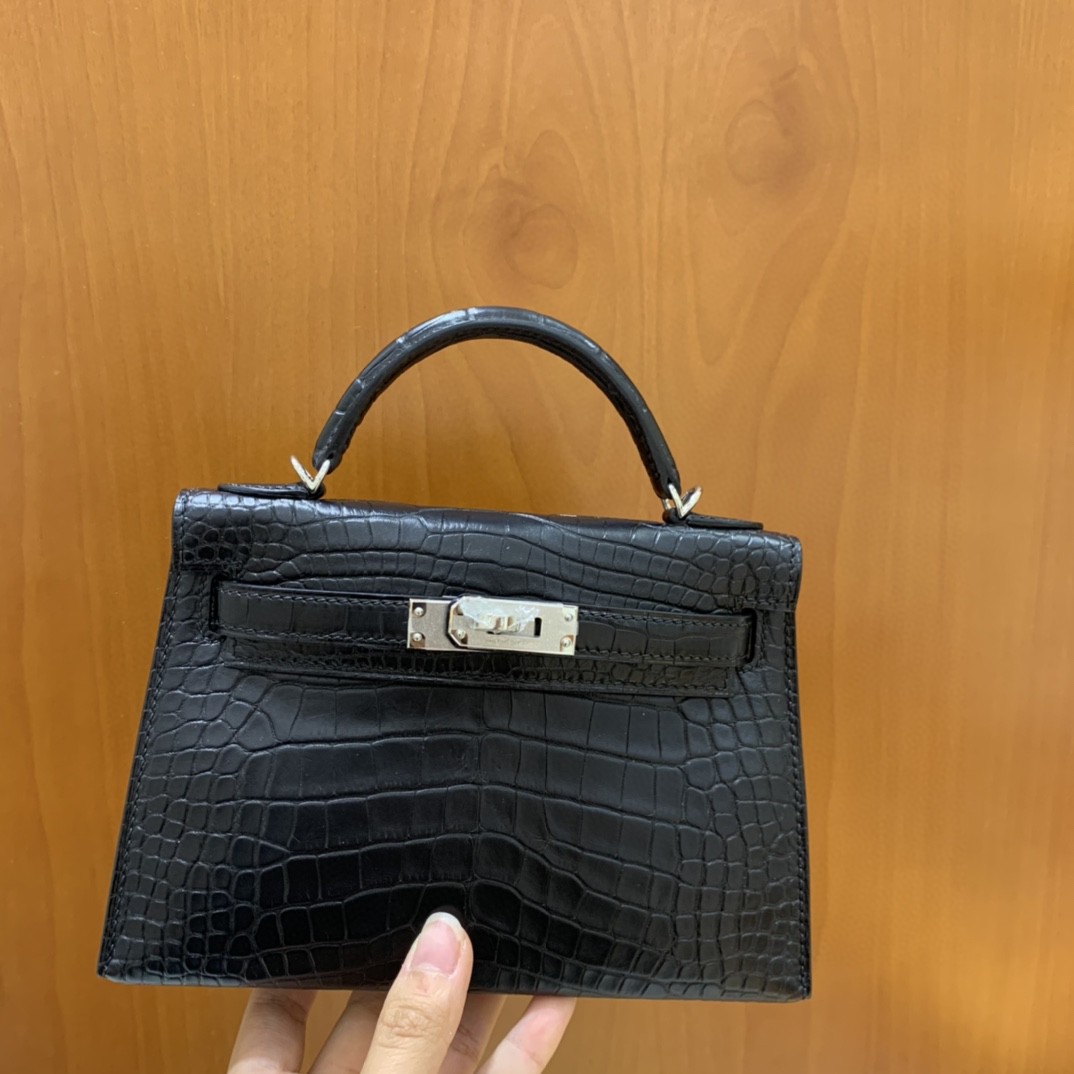 Hermès（爱马仕）Kelly 凯莉包 雾面 尼罗鳄 深海蓝 银扣 25cm