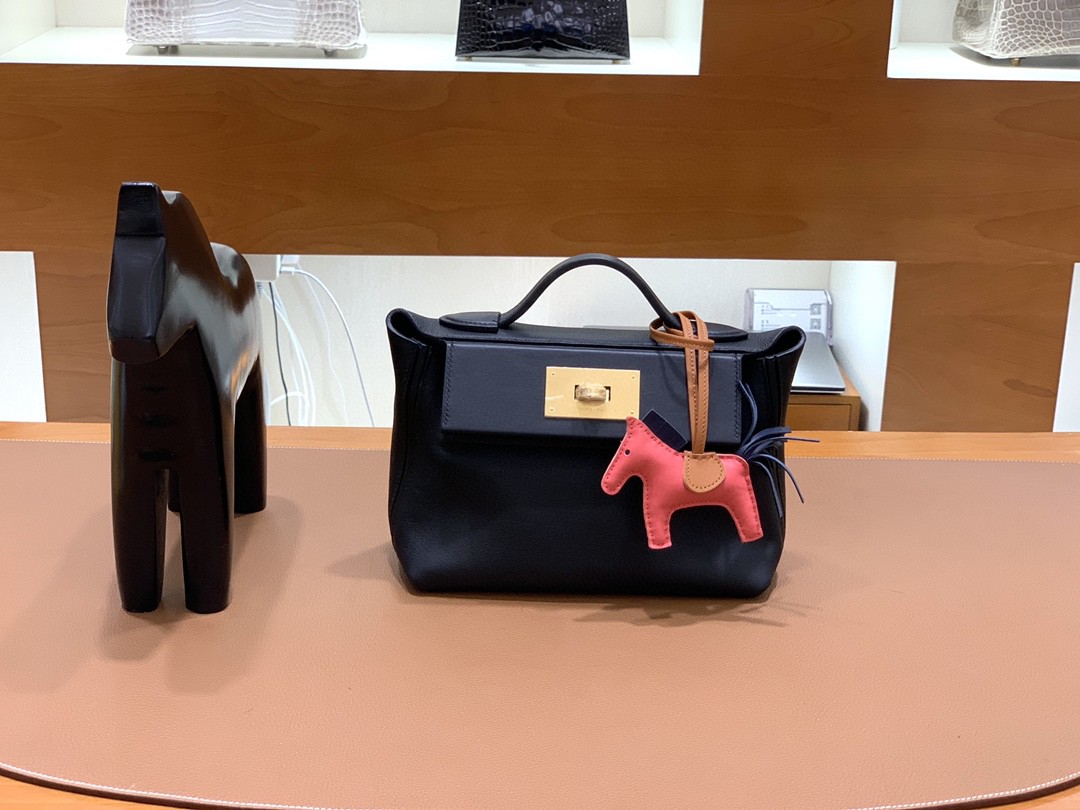 Hermès（爱马仕）mini 2424 黑色 togo拼swift皮 金扣 现货