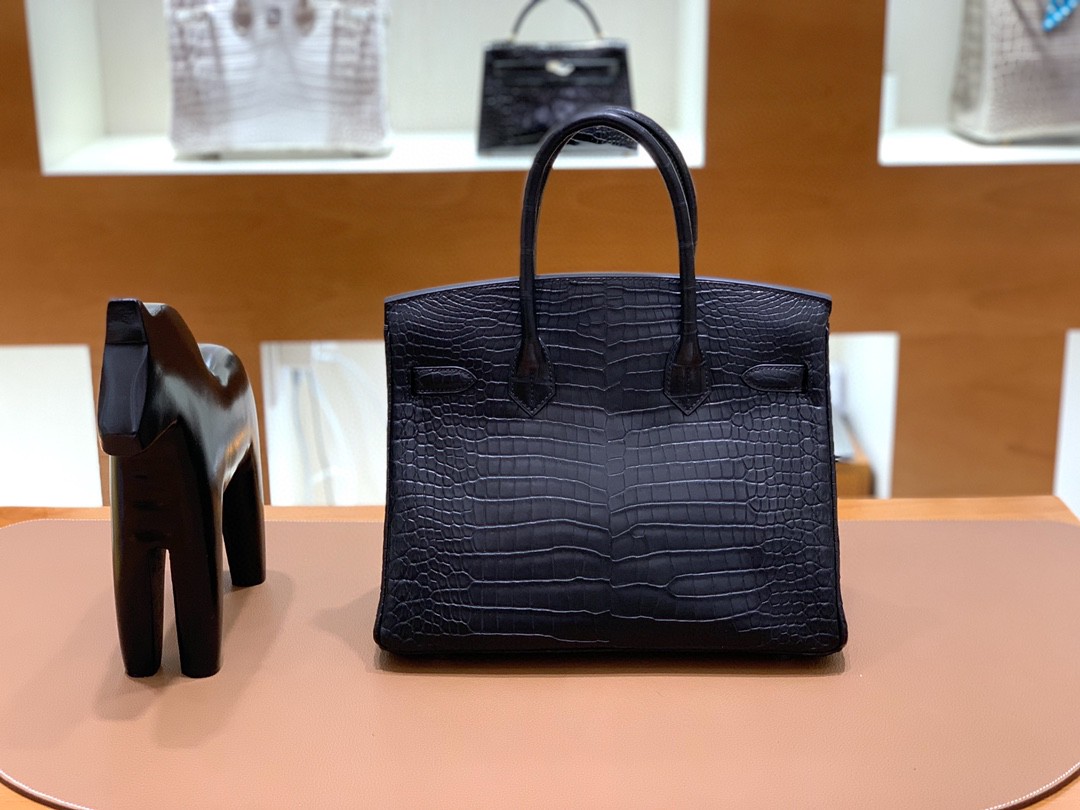 Hermès（爱马仕）Birkin 铂金包 雾面湾鳄 黑色 银扣 30cm