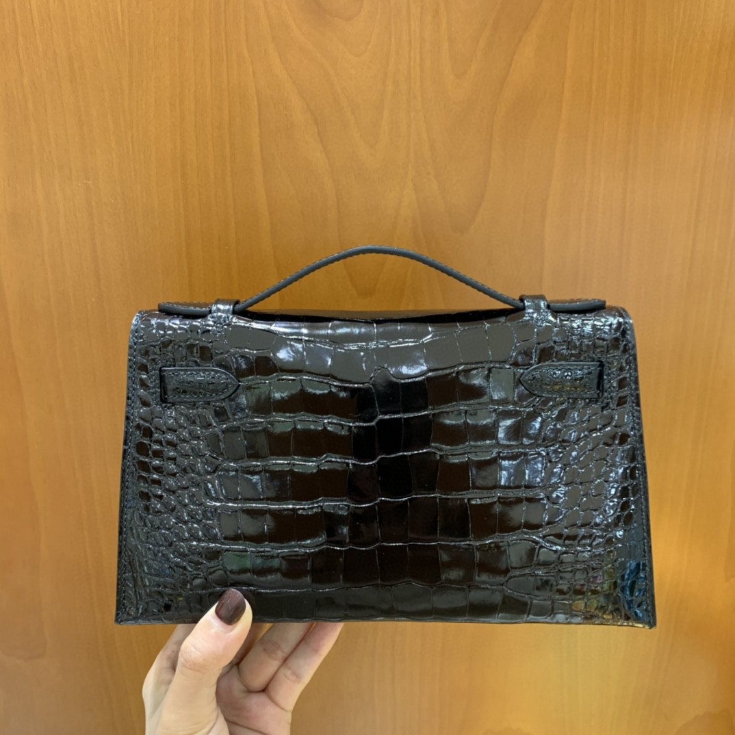 Hermès（爱马仕）minikelly 迷你凯莉 黑色 亮面美洲鳄 金扣 22cm