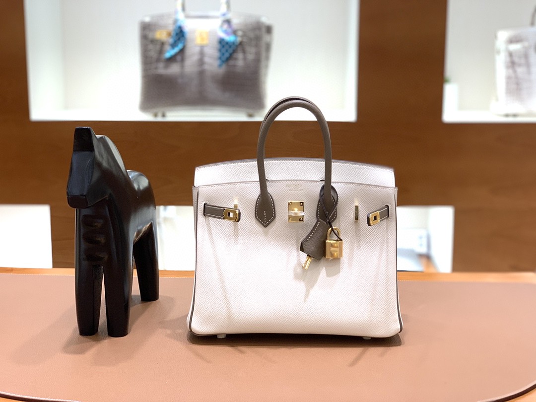 Hermès（爱马仕）Birkin 铂金包 Epsom 奶昔白拼大象灰 金扣 25CM