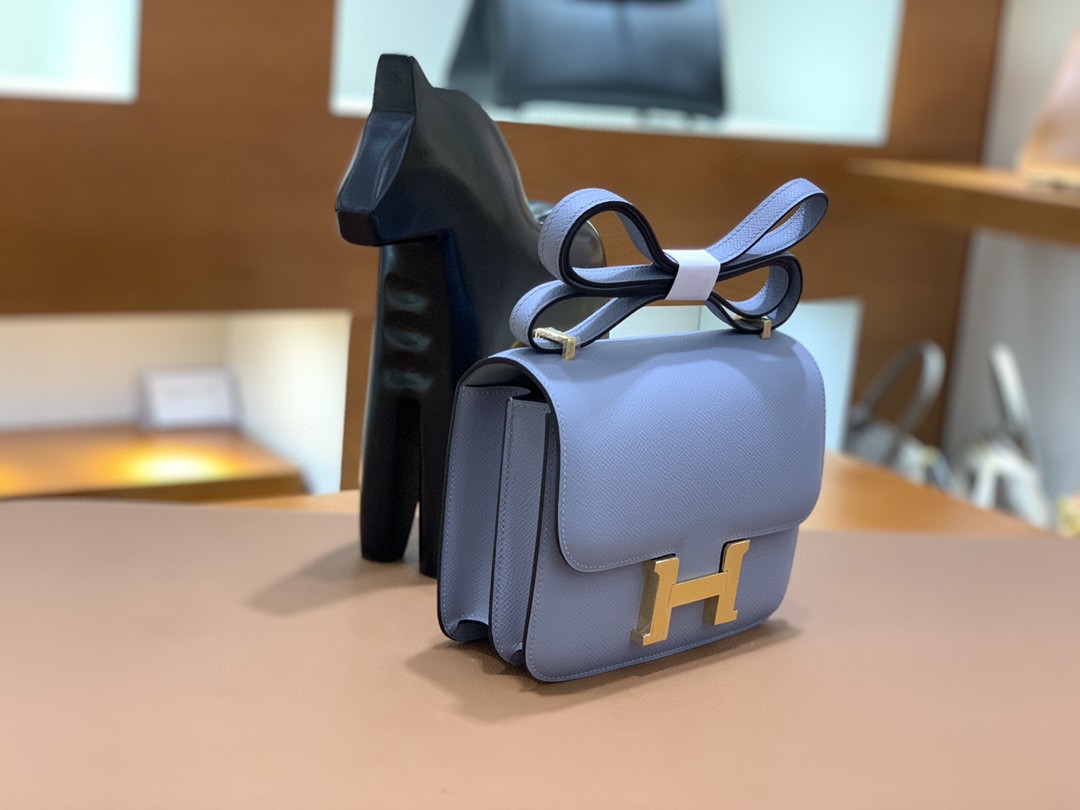 Hermès（爱马仕）Constance 空姐包 Epsom 亚麻蓝 19cm 金扣