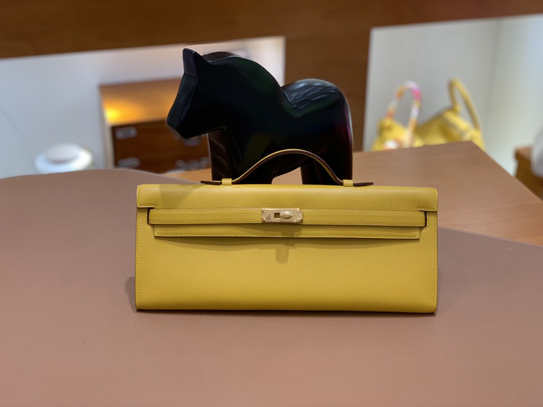 Hermès（爱马仕）miniKelly cut 琥珀黄 epsom皮 31cm 金扣