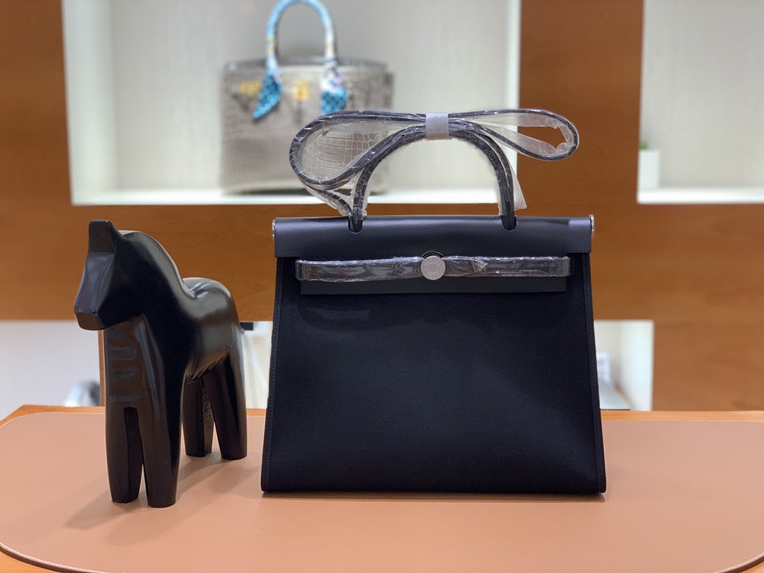 Hermès（爱马仕）herbag Box帆布 黑色 银扣 31cm