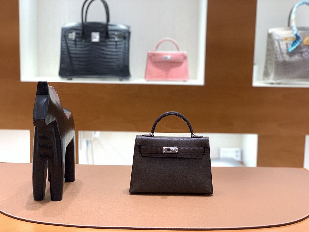 Hermès（爱马仕）mini Kelly 迷你凯莉 山羊皮 新色 哈瓦那色内拼陶瓷色 19cm 银扣