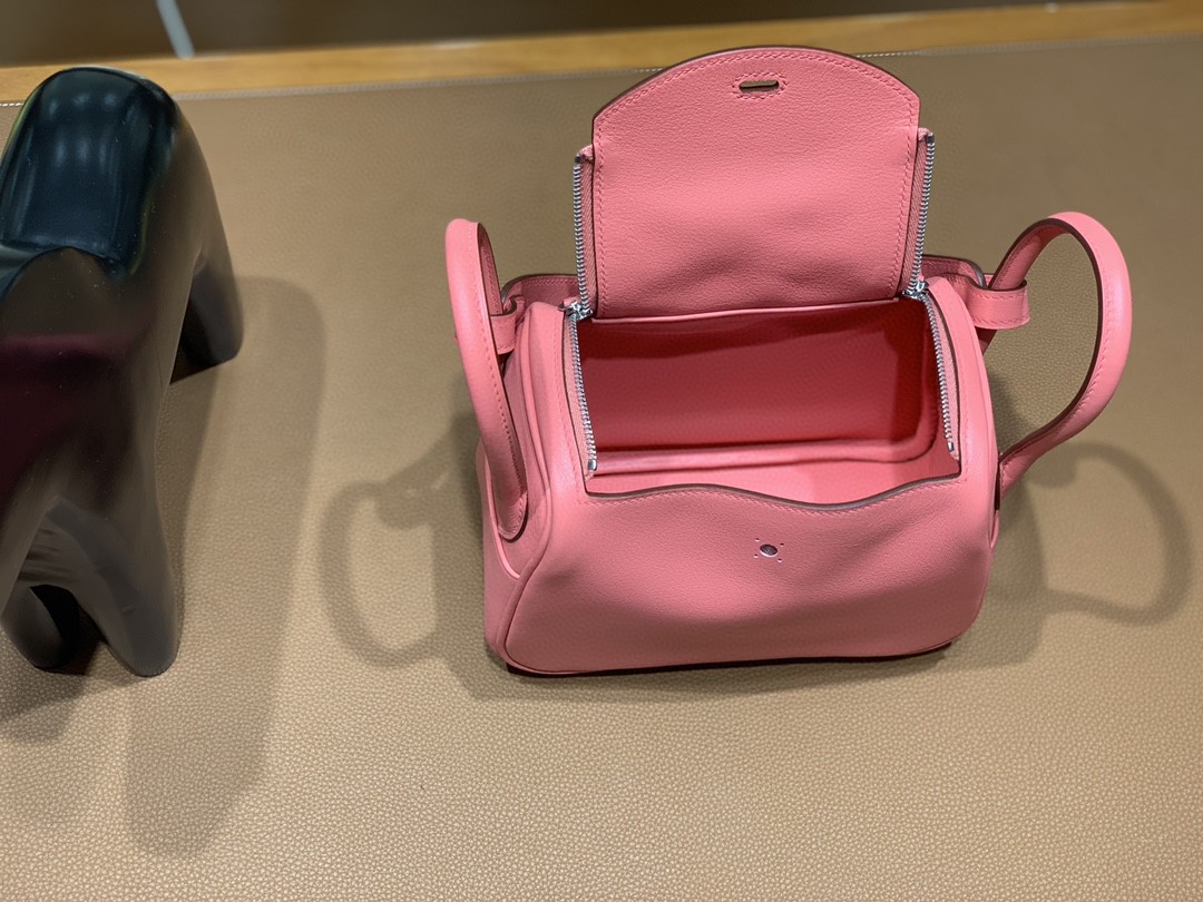 Hermès（爱马仕） minilindy 迷你琳迪 Swift 唇膏粉 银扣 19cm