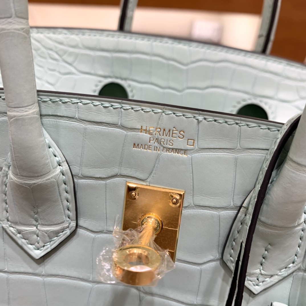 Hermès（爱马仕） Birkin 铂金包 雾面美洲鳄 薄荷绿 金扣 25cm