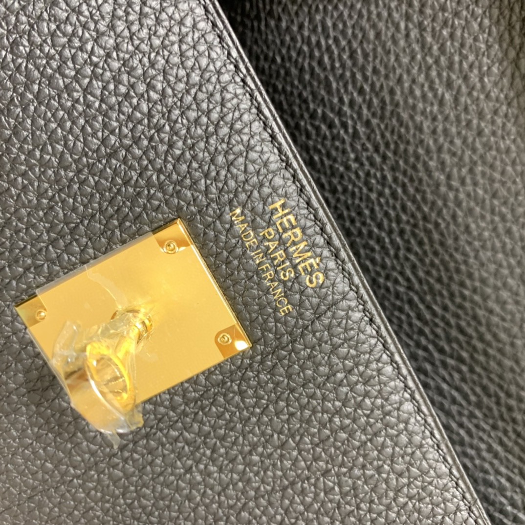 Hermès（爱马仕）Kelly 凯莉包 Togo 黑色 金扣 35cm