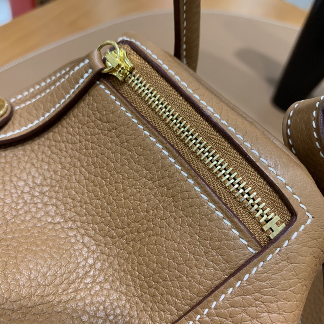 Hermès（爱马仕） minilindy 迷你琳迪 TC 金棕色 金扣