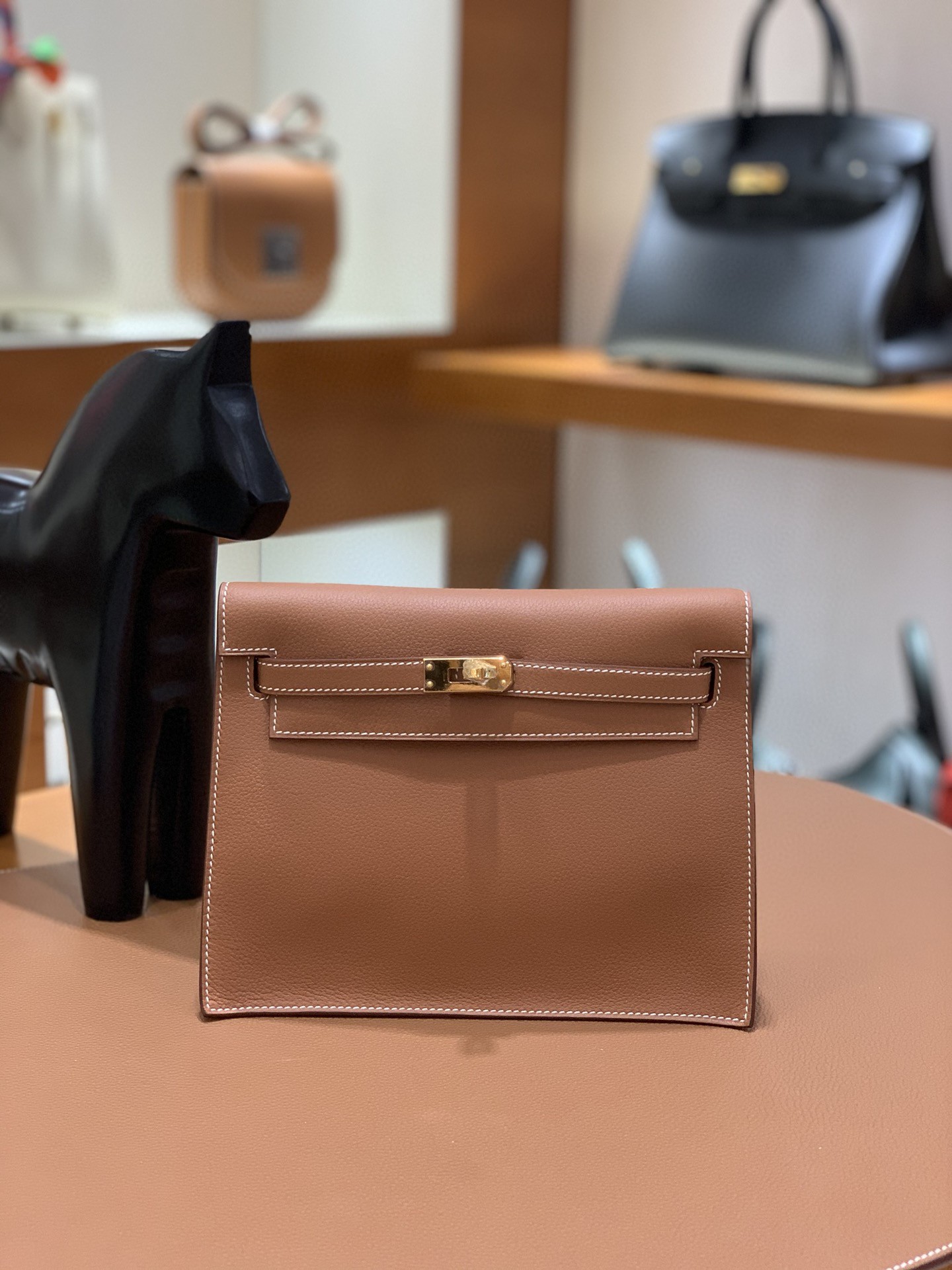 Hermès（爱马仕）Evercolor 金棕色 Kelly danse 22cm 金扣 现货