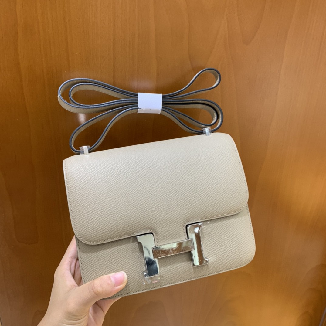 Hermès（爱马仕）Constance 空姐包 Epsom 斑鸠灰 19cm 银扣