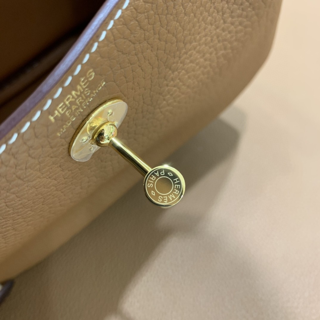 Hermès（爱马仕） minilindy 迷你琳迪 TC 金棕色 金扣