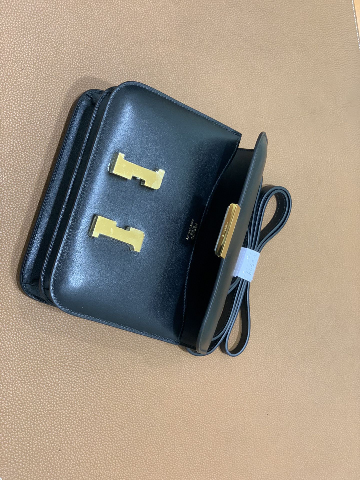 Hermès（爱马仕）Constance 空姐包 swift 黑色 金扣 19cm