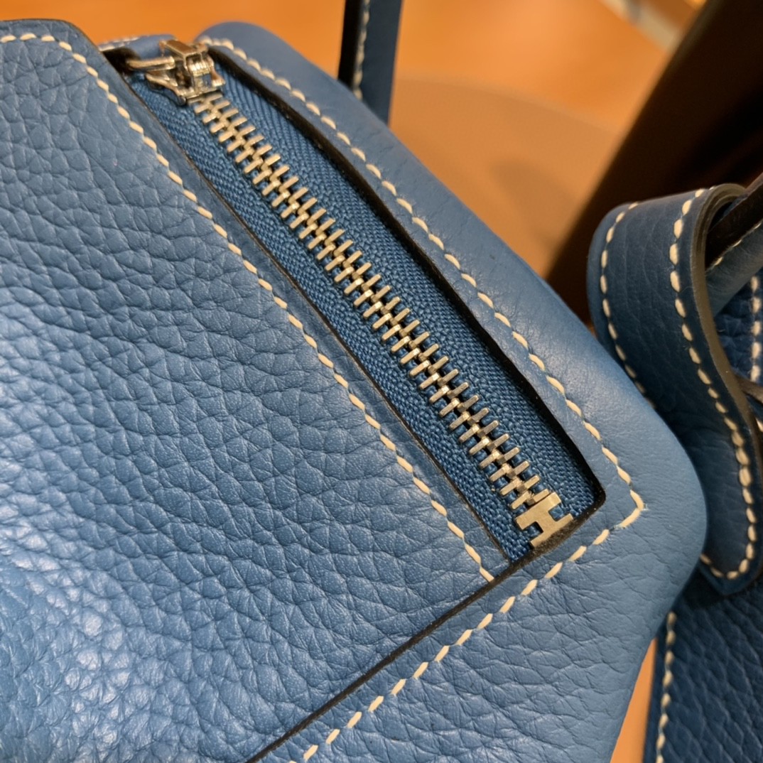 Hermès（爱马仕）minilindy 迷你琳迪包 TC 牛仔蓝 银扣